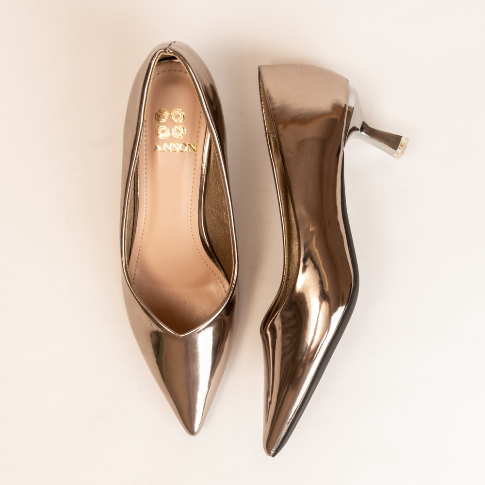 CHROMATIC CHARM-Pumps in-Gun Metal.
