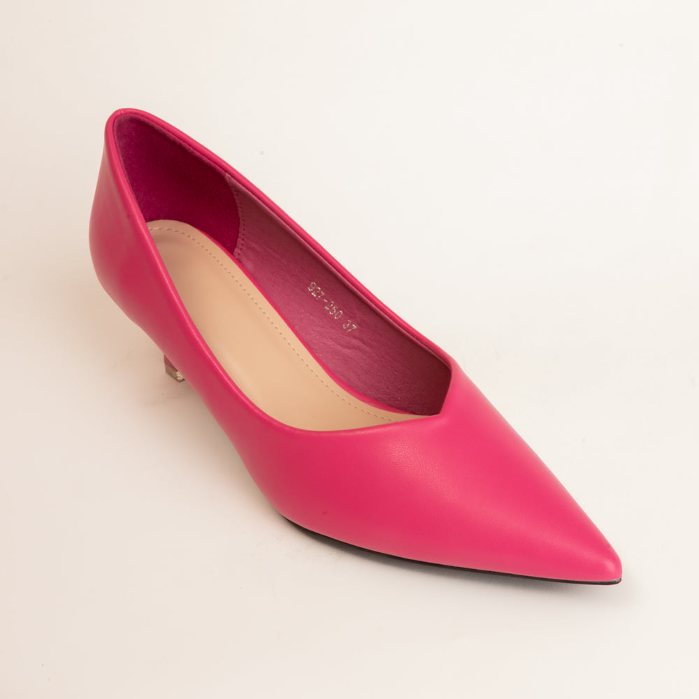 BABY's BREATH-Pumps in-Fusia.