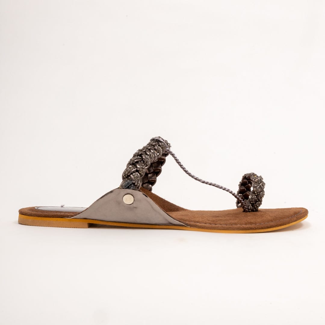 FLAT LINE-Kolhapuri in-Grey.