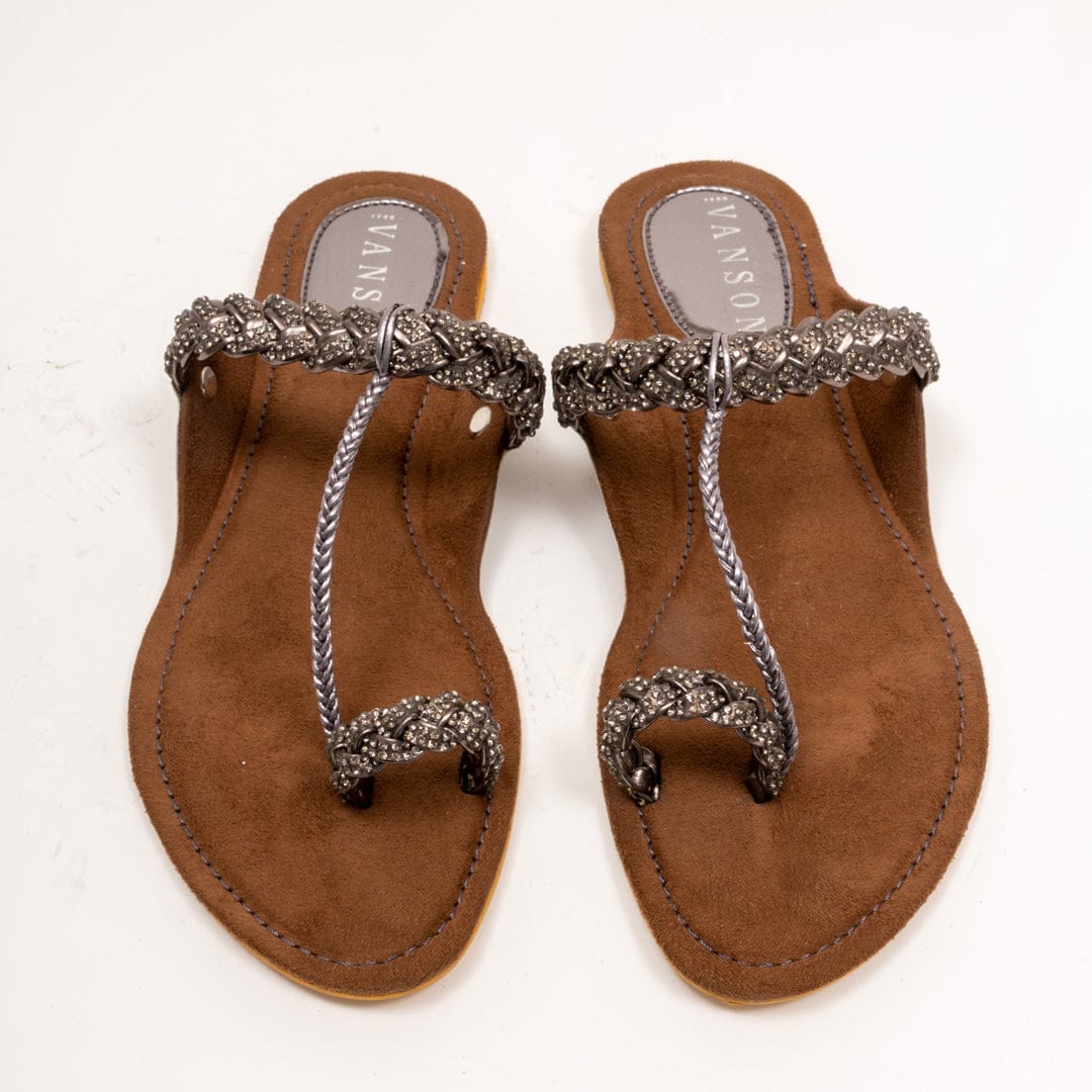 FLAT LINE-Kolhapuri in-Grey.
