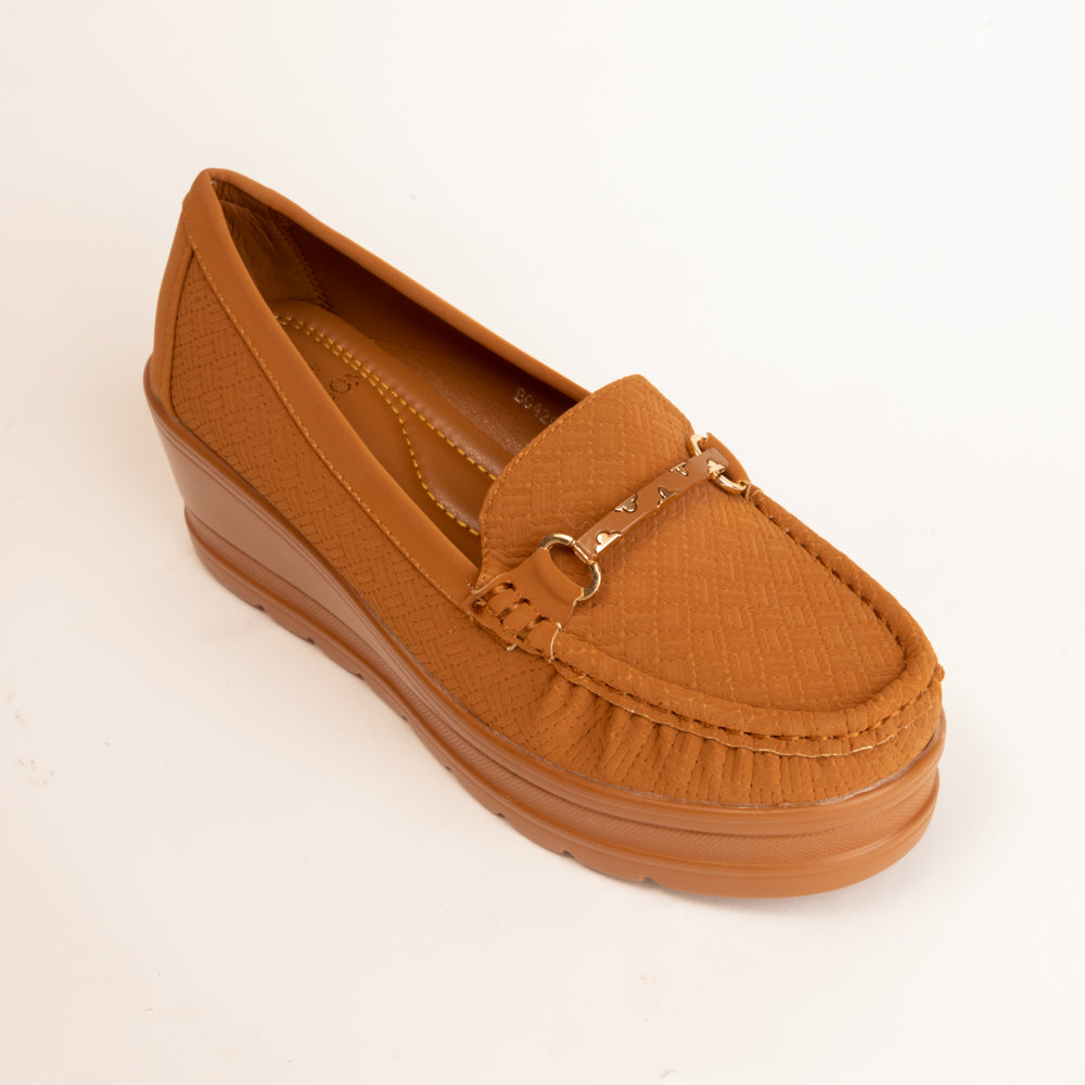 DAY CHILLING-Loafer in-Camel.