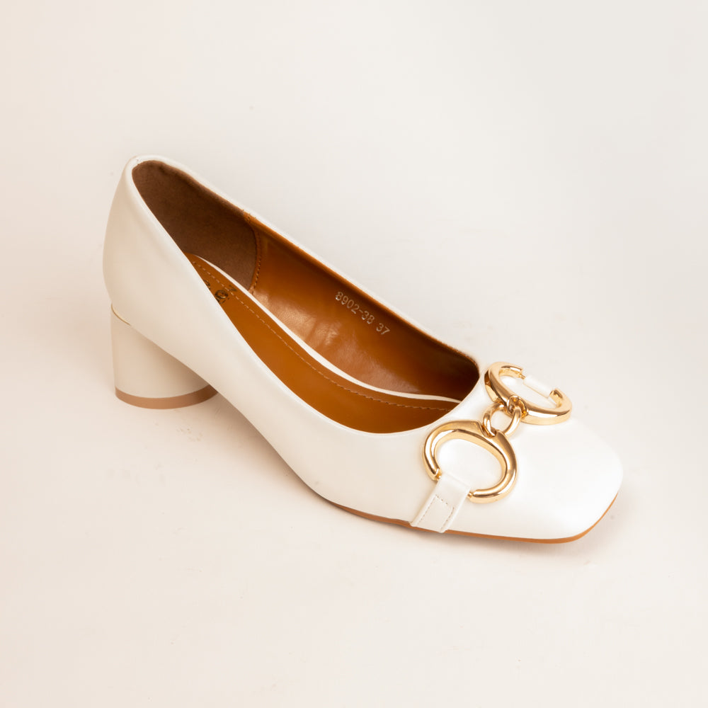 CURVY CLAIR-Pumps in-White.