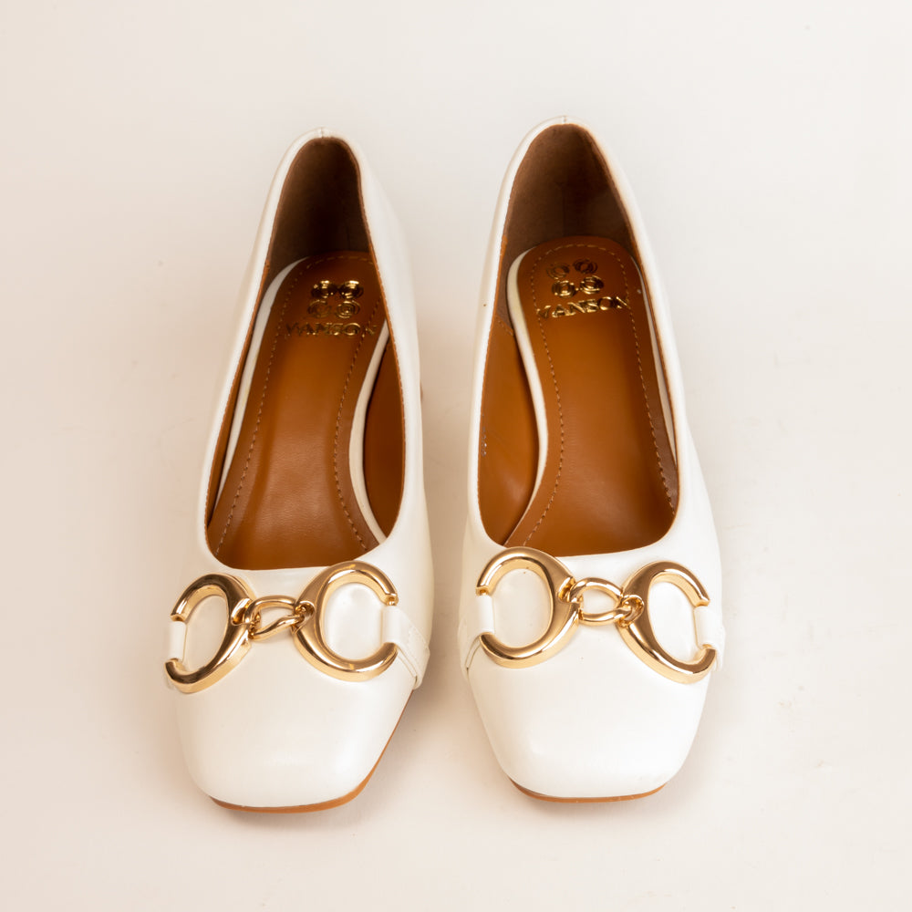 CURVY CLAIR-Pumps in-White.