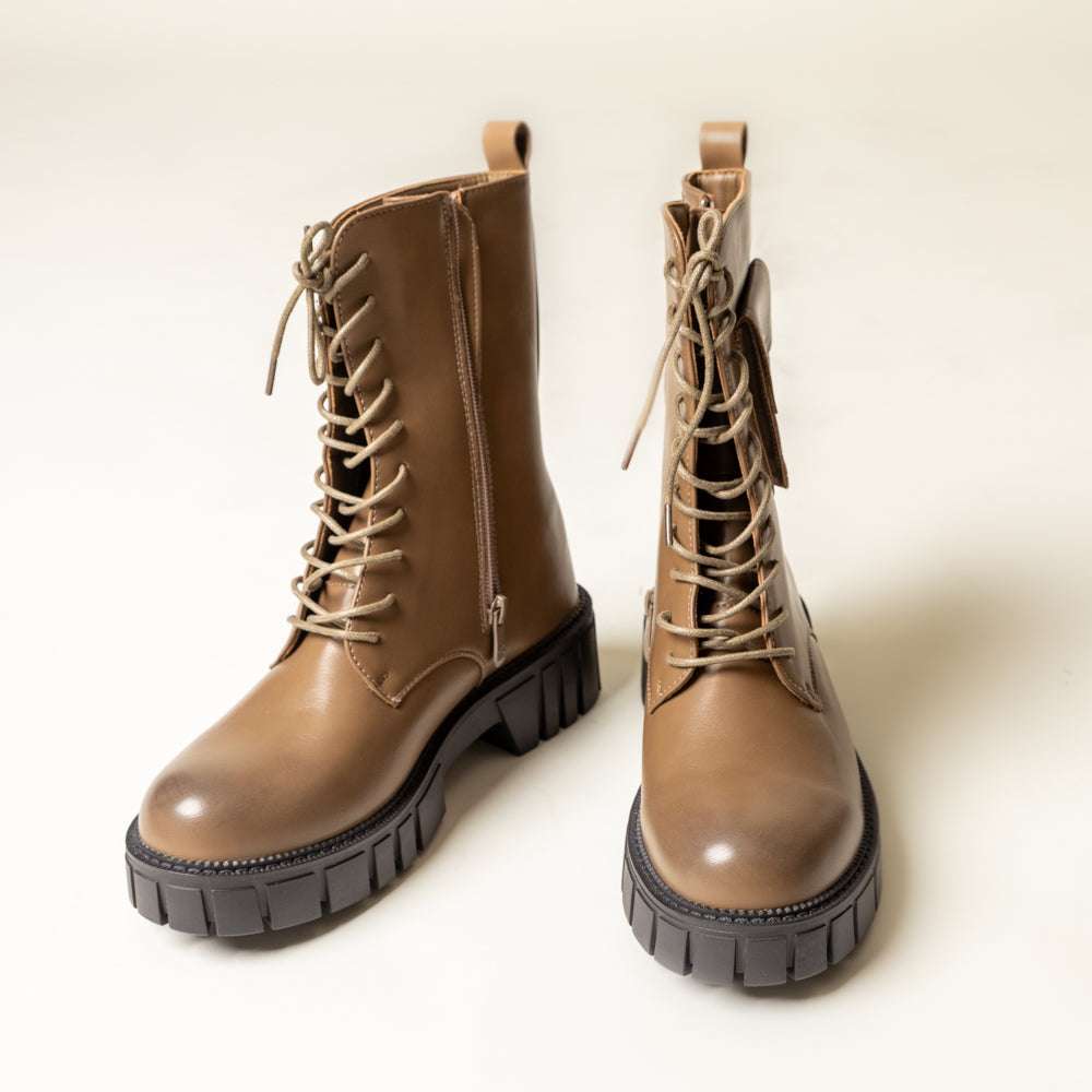 SNICKERDOODLE- pocket Boots in-Khaki.
