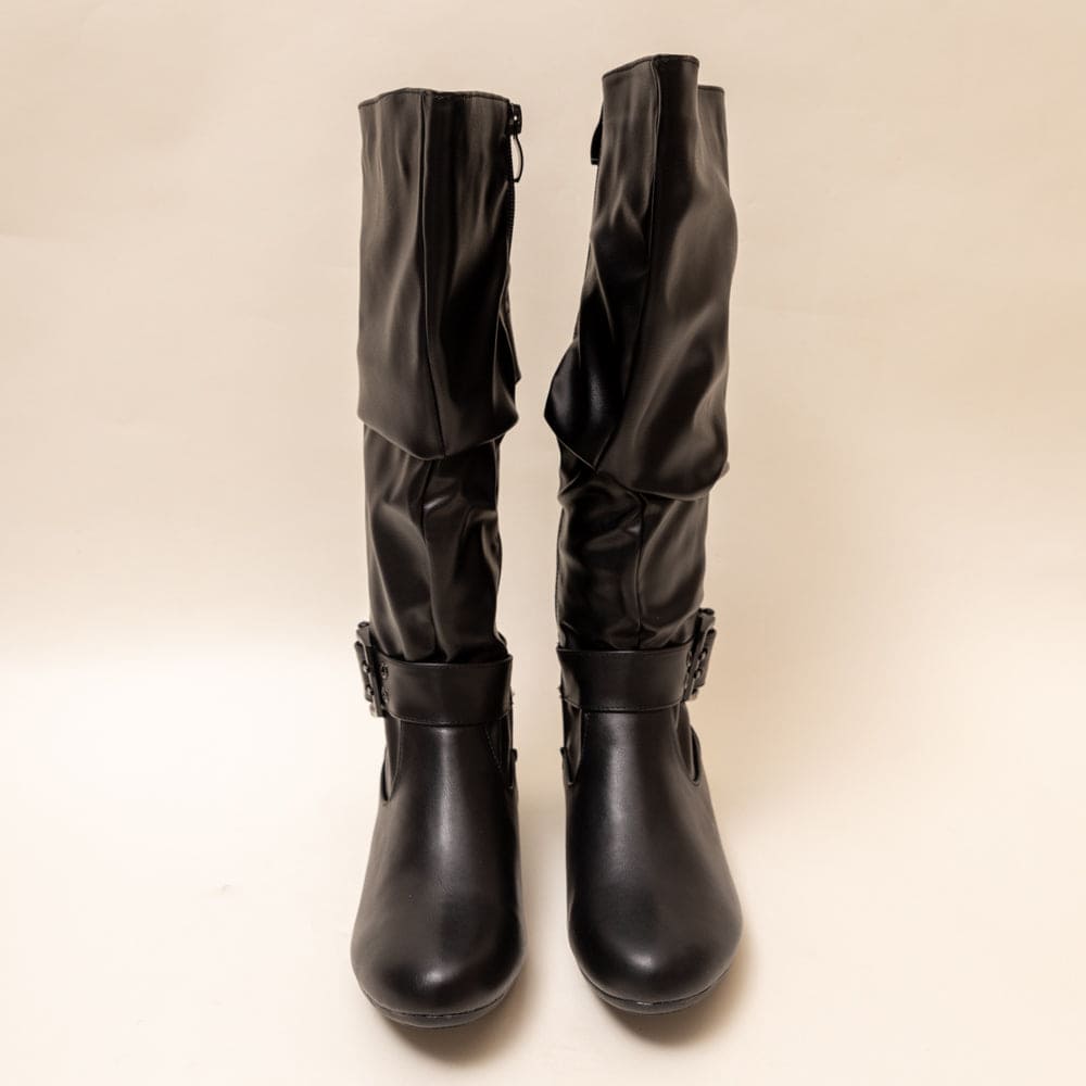 HIDDEN HEEL-Boots in-Black.