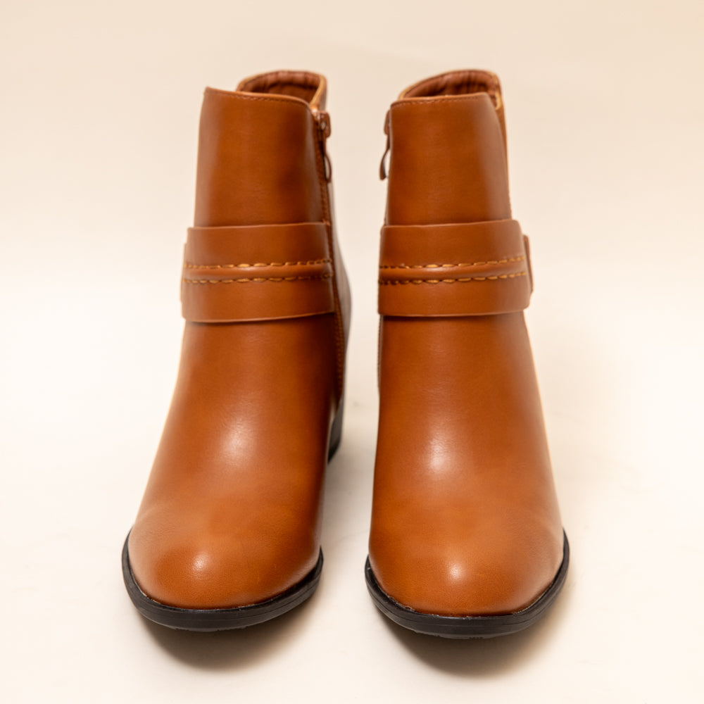 SHORT BREAD-Boots in-Camel Colour.