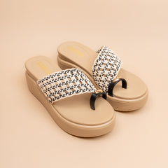 Riviera — Women’s Woven Toe-Ring Wedges