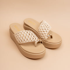 Riviera — Women’s Woven Toe-Ring Wedges