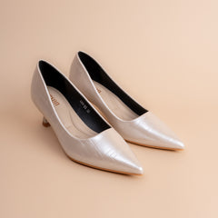 Vivienne – Women’s Textured Pointed-Toe Pumps
