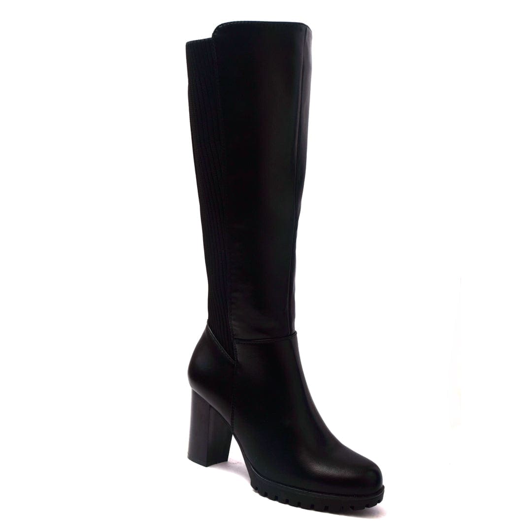ARIANA- Boots in- Black.
