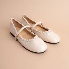 Loop Story – Women’s Whipstitch Mary Jane Flats