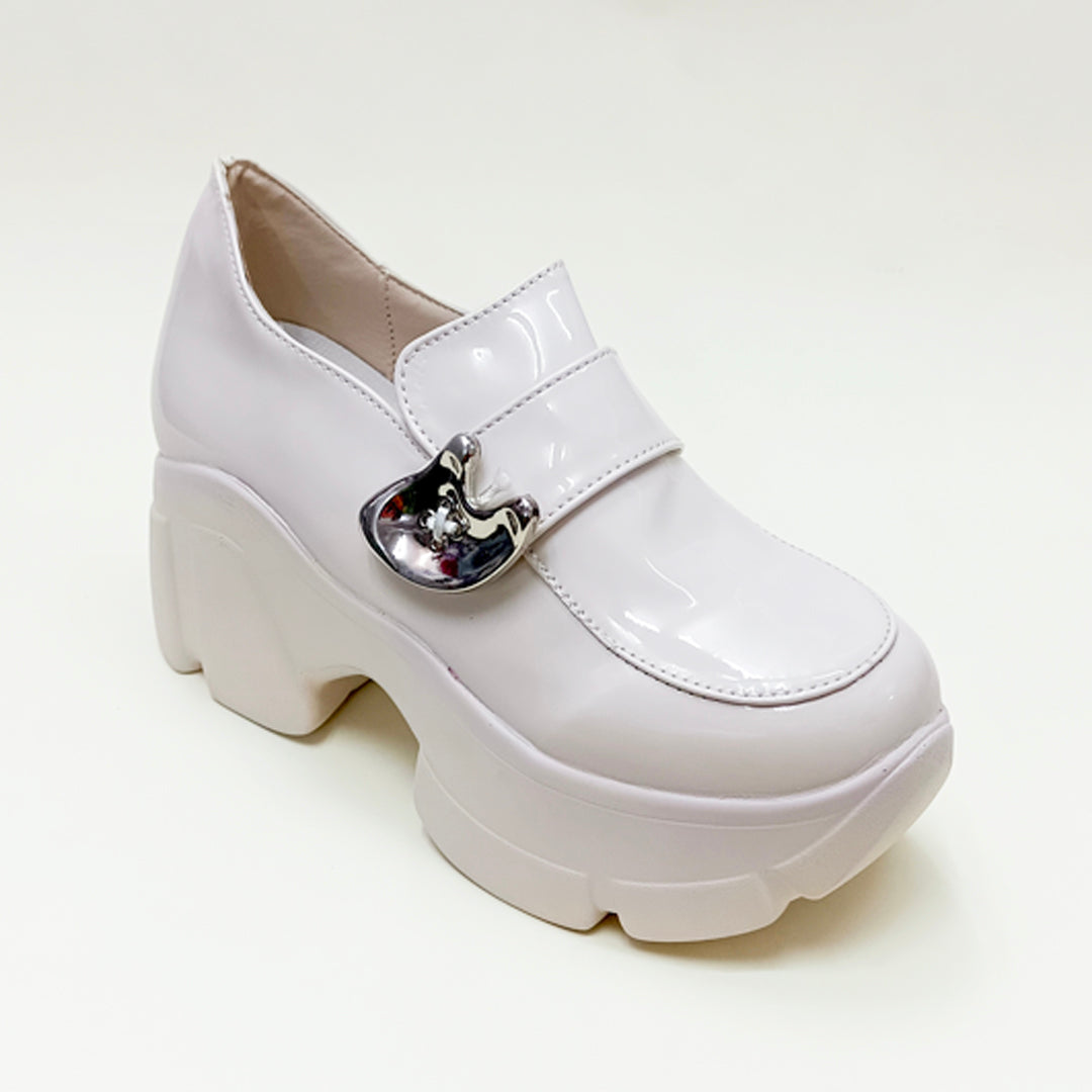 SKY HIGH-Chunky Shoes in-White.