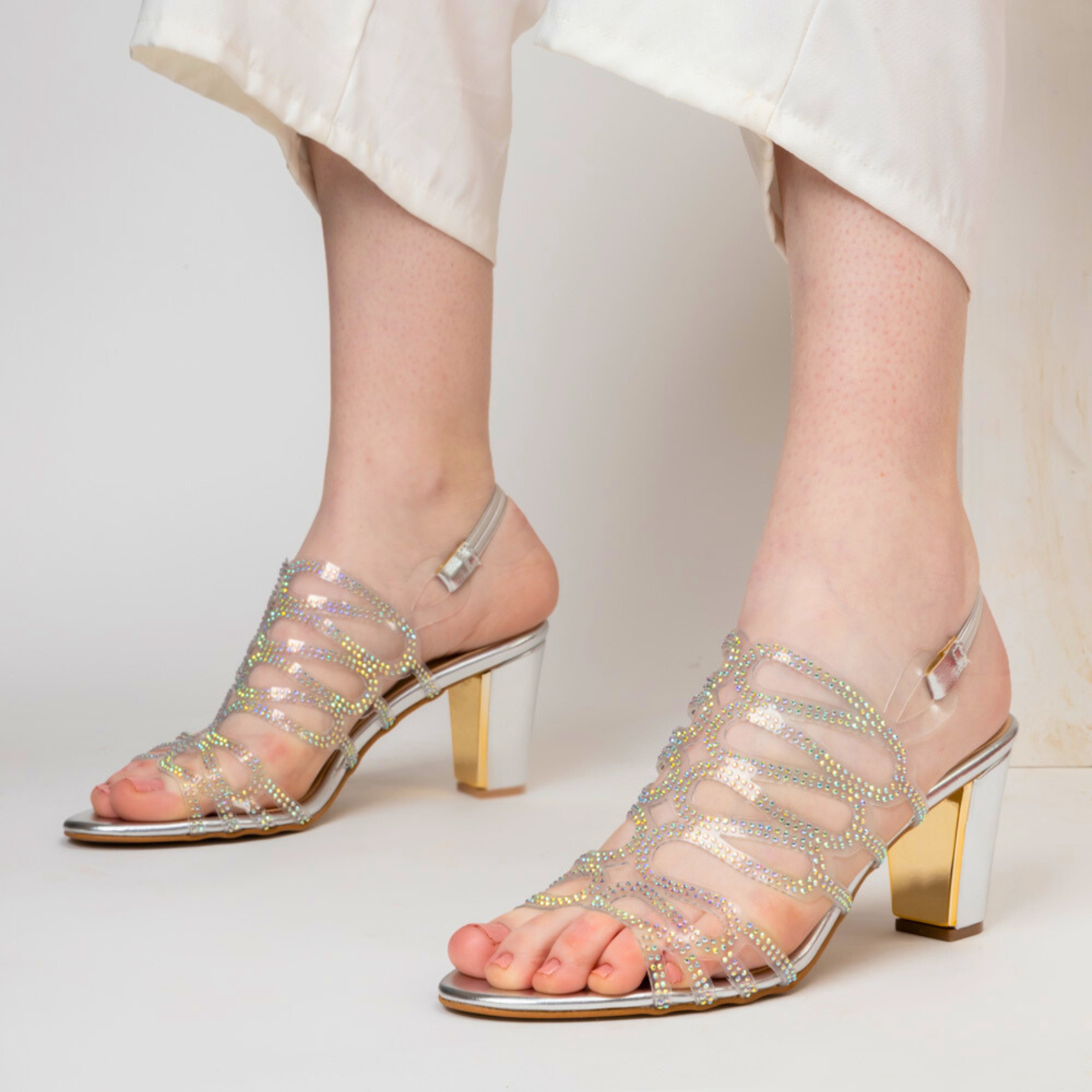 DIANA-Party wear heel in-Gold.