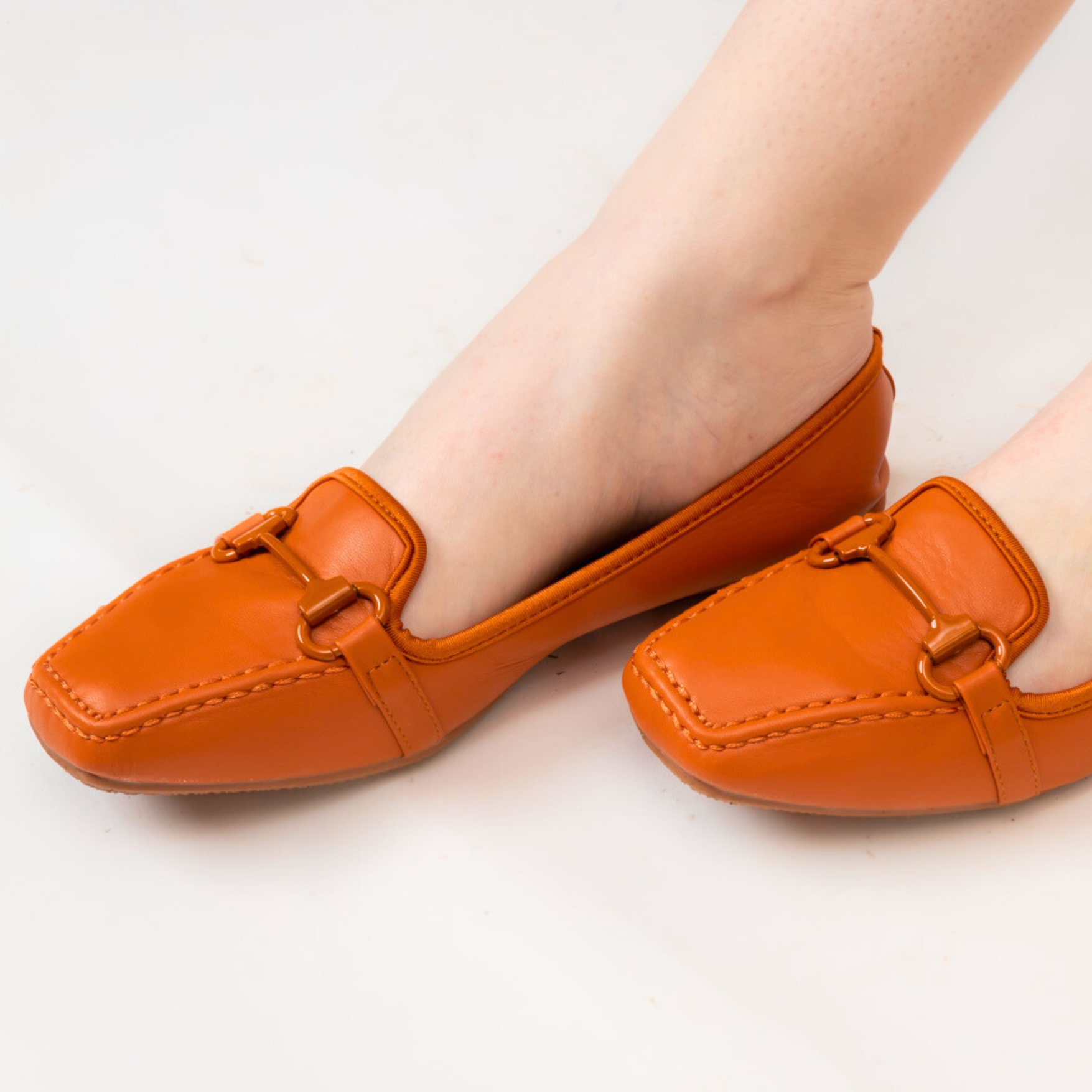 ZEST-Loafers in-Orange.